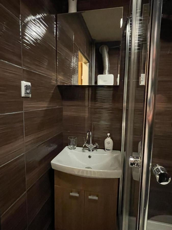 Przystanek Katowice Brynowska 55A Apartment Bagian luar foto